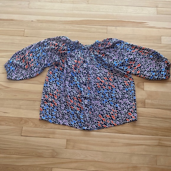 TUCKER silk blouse size s/m - Picture 5 of 11